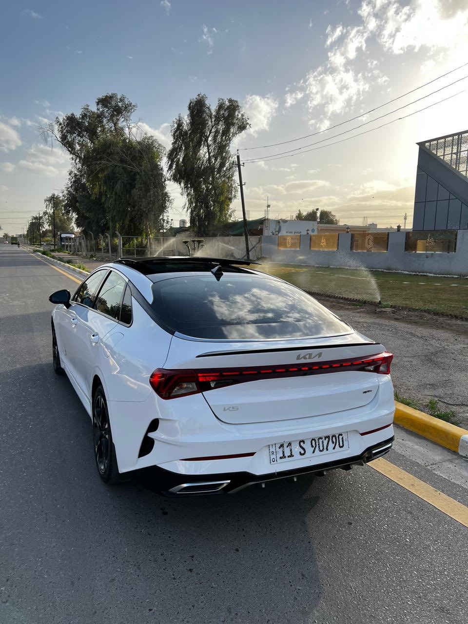 السلام عليكم كي فايف موديل 2024

مواصفات جي تي لاين فوول للاخير

1600 تيربو 

مواصفات 

بانوراما 

بصمه

كشنات تدفئة 

استيرن تدفئة 

شحن هاتف لاسلكي 

قياده ذاتيه ؏ الخطوط السريعه

هاند بريك بصمه

تشغيل عن بعد 

مثبت سرعه 

نضام ABS

مانع انزلاق حساس أطارات 

بك لايت ليد

شاشة

كامره دواره

الاسلكي 

شاشه اعطال

ويل كورم لونين

رادار جانبيه

مراقبة النقطة العمياء

رادار الخطوط البيضاء 

اشاير بالمري 

كشنات جلد احمر

مقعد للسائق قابل للتعديل كهربائياً

لايتات ‏3 عدسات 

نضام قياده أيكو + سبورت +سمارت +نورمال

بلوتوث + aux + usb

فول تحكم ستيرن

كير أوتو + عادي

ئوتو بريك 

‏ ‏الخريطة

ستيرن حرف. Led D +  زينون

توقف ذاتي عند الرجوع

صندوك بصمه

‏AUTO HOLD

تصميم خارجي رياضي

نظام الملاحة

مصابيح خلفية LED

مصابيح ضباب LED

لاسلكي Android Auto 

 ماشيةk38

حادث : بنيد ومبدل نفس اللون  وبارد شبر الجاملغ الايسر   

السعر 182 وبيها مجال لشراي 

الرقم ***********
