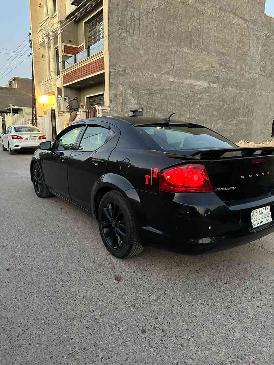 بيع مستعجل 2011
مكينة ٢٤٠٠ 
موديل ١١
نقص فقط كمبريسر تبريد
مكينة وكير جدد 
كير ٦ نمر المرغوب
تدفئة كشنات 
ضربتهة عكس السايق مبدل البنيد والجاملغ ولونهن ابيض مغلف اسود 
السيارة قطرة صبغ مابيهة مكفولة 
—————
صدر امامي خلفي جديد 
تخم تاير تو سايز 
السعر 65 ورقه وبيها مجال بسيط 
ملاحظة السيارة عليها غرامة 700 الف تنزل من سعر السيارة 
***********
مكان السيارة الدورة
