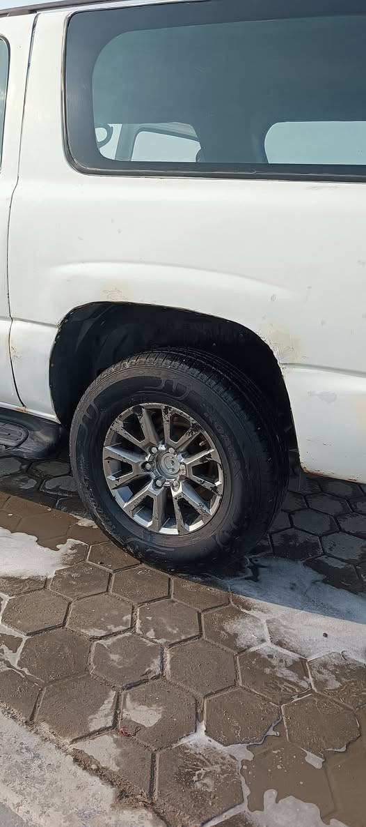 جمسي موديل 2001 العنوان بصره السعر على الخاص ما متوفر على الفيس هذا وبالتليفون ***********
