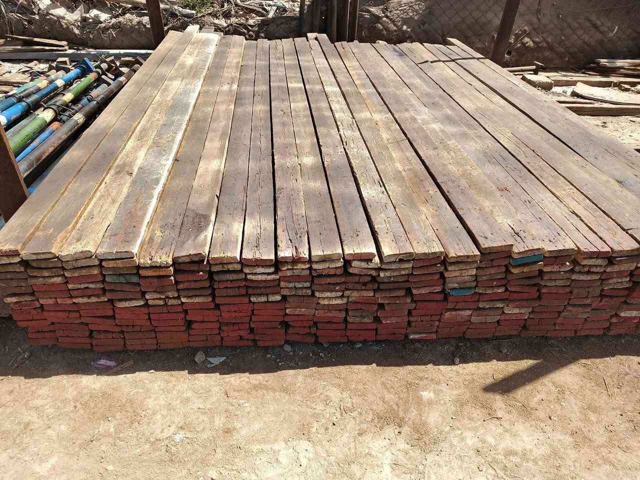 لوح 3 متر مستعمل روسي تارس للبيع المجموع 4 مكاعب مكاني حلة مركز المدينة للستفسار ***********
