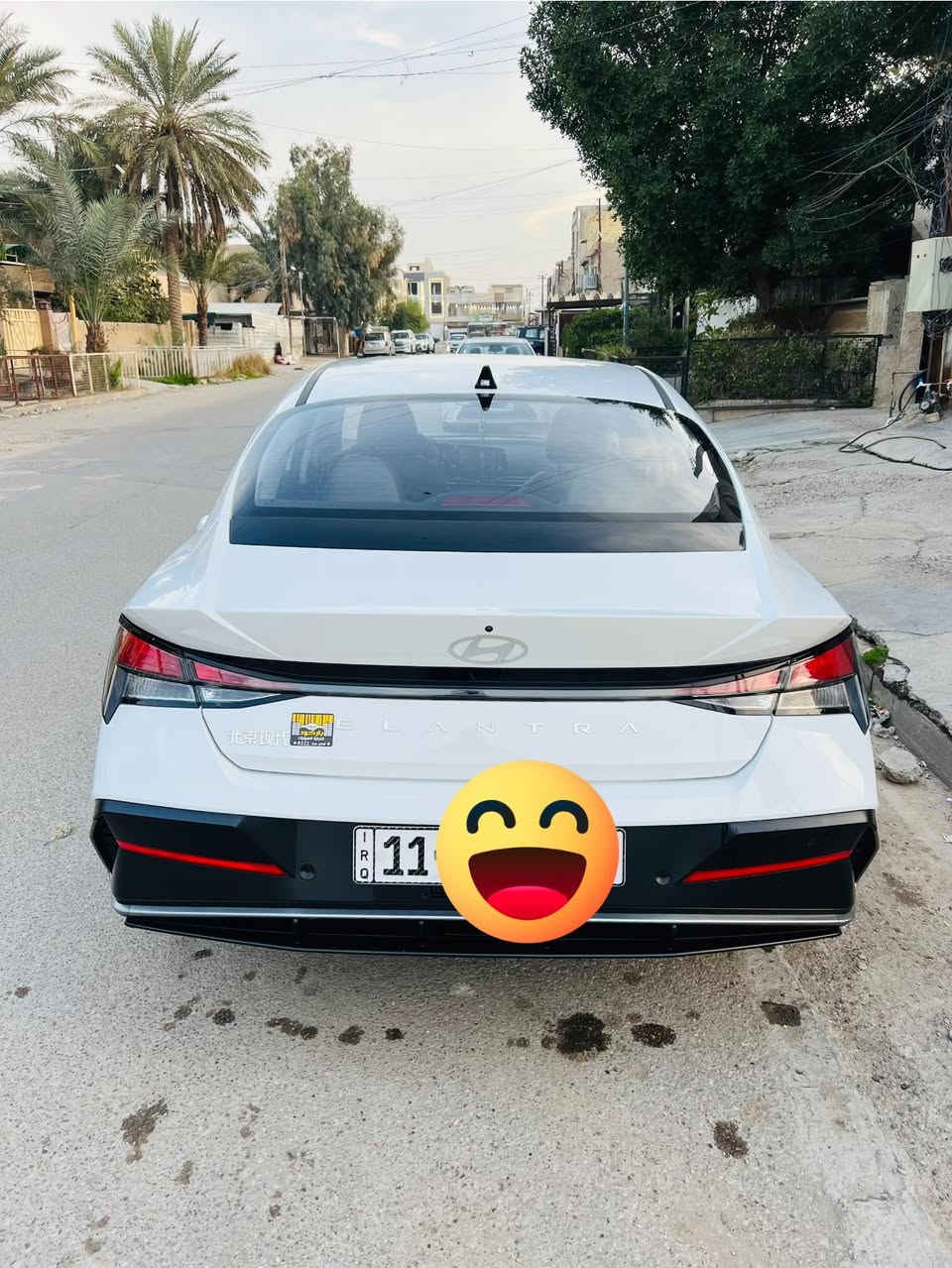 السلام عليكم
النتره لبيع موديل 25 شكل خليجي دبل نوزل محرك 1500
سياره جديده بياه شخط بل باب الايمن وشخط بل دعاميه بصيط موضح بل صور 
مواصفات 
1 مري شفط + ترحيب  
اشاير بل مري 
حساس امامي خلفي 
فتحت سقف 
3 انضمه قياده ايكو اسبورت اسمارت و عادي 
تحكمات استيرن 
كشنات جلد اسود 
كامره 
شاشه كار بلي 
تبريد قطعتين 
هند بريك دكمه 
مانع انزلاق 
صندوق ذكي 
باقي المواصفات معروفه 
ماشيه 6000 
سياره جاهزه من كلشي والحمدالله رقم بغداد بسمي تحويل ثاني يوم بغداد الشرطه الرابعه  
السعر 157 وبيها مجال بصيط 
رقم ***********
