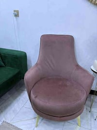 تخم تركي 10 مقاعد قنفات 2 وكراسي 4 سرير قلاب  السعر 800 وبي مجال المكا...