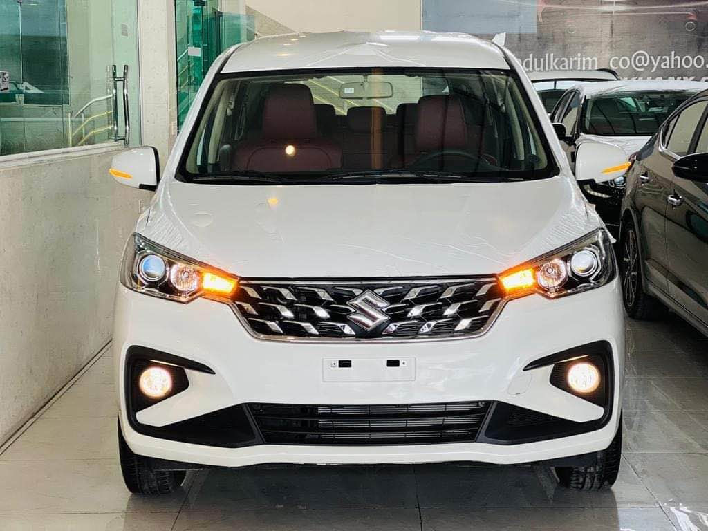 ساسوكي ارتيكا ٧راكب موديل ٢٠٢٣رقم أربيل حرة مو اقساط ماشي ٢٦الف كيلو متر تبريد قطعتين سيارة بلضمان مال لوكالة مكفولة من صبغ وضربة ورقمه أربيل تريد تحويل تريد وكالة للاتصال ***********
سعر ١٥٨ ورقة وبيه مجال بغداد, العراق
