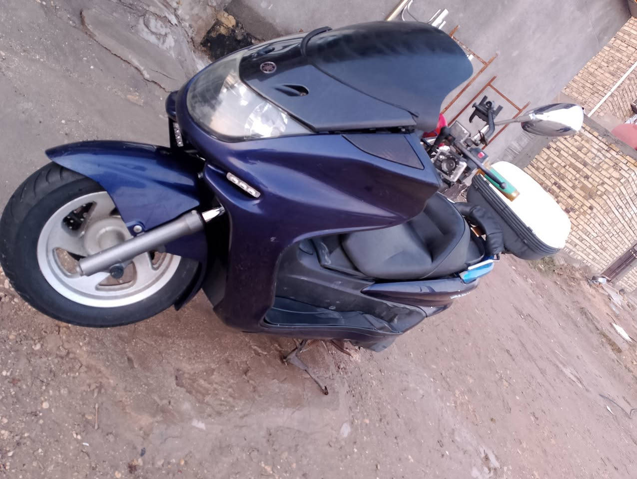 دراجة ماجسته تك رون جديده بمعنه الكلمه اشتريته رمبه قبل شهرين وتوازيت على فلوس دراجه مكفوله  برغي مامفتوح بيه اكفلك المكينه وكهربايات وكفر  ملاحضة الصندوك مو وياه عنوان حله طهمازيه  السعر مليون ونص اني ماخذه ١٣ ورقه الله شاهد بس اعتازين ونزلت من سعره  رقمي ***********
