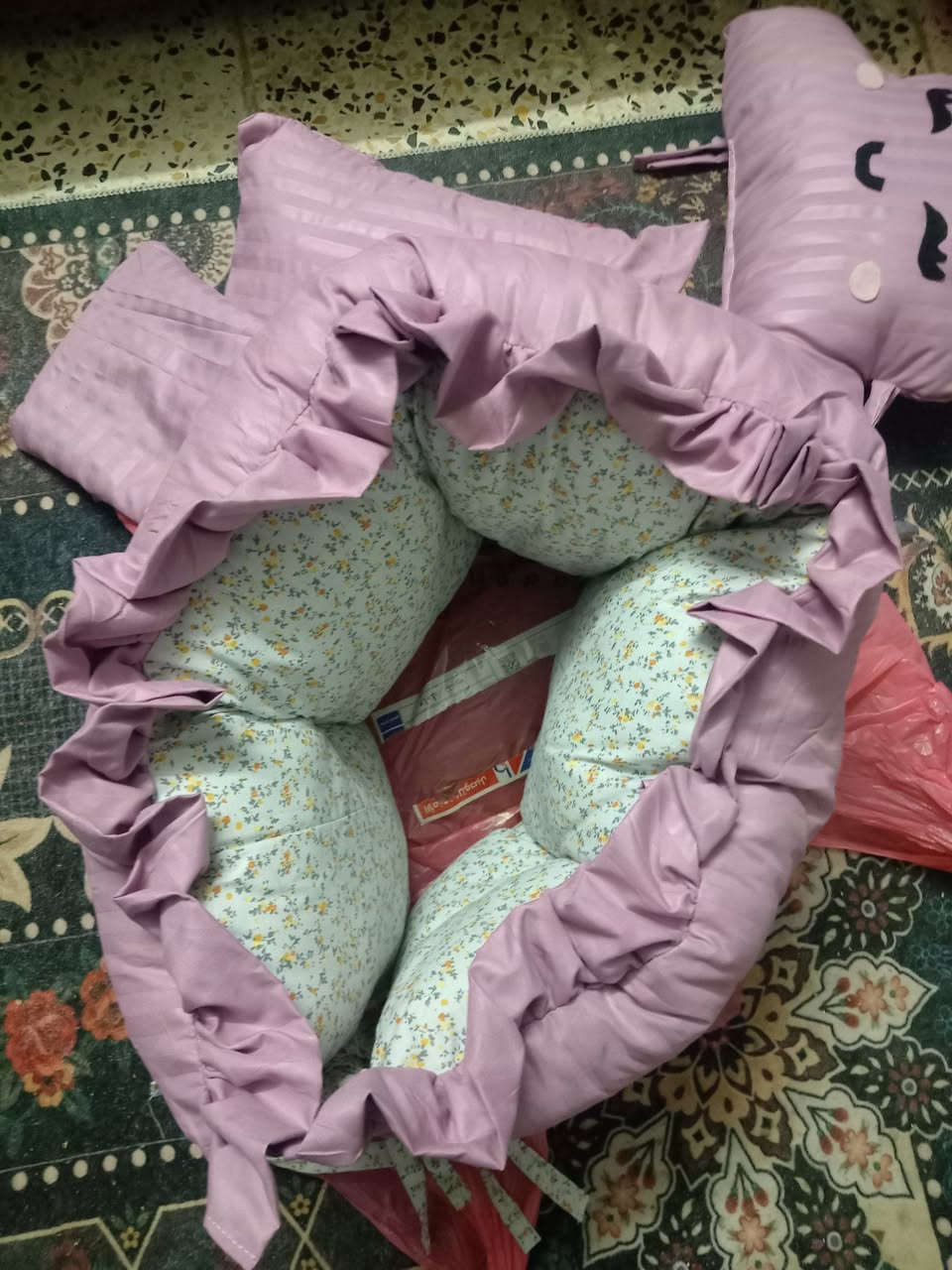 مصد سرير طفل مع كوشه وجرجف ومخده جديد
موجود توصيل بغداد وكل المحافظات


**إذا كنت صاحب هذا الإعلان وتريد حذفه لأي سبب، رجاءا أرسل رسالة إلى الدعم الفني**