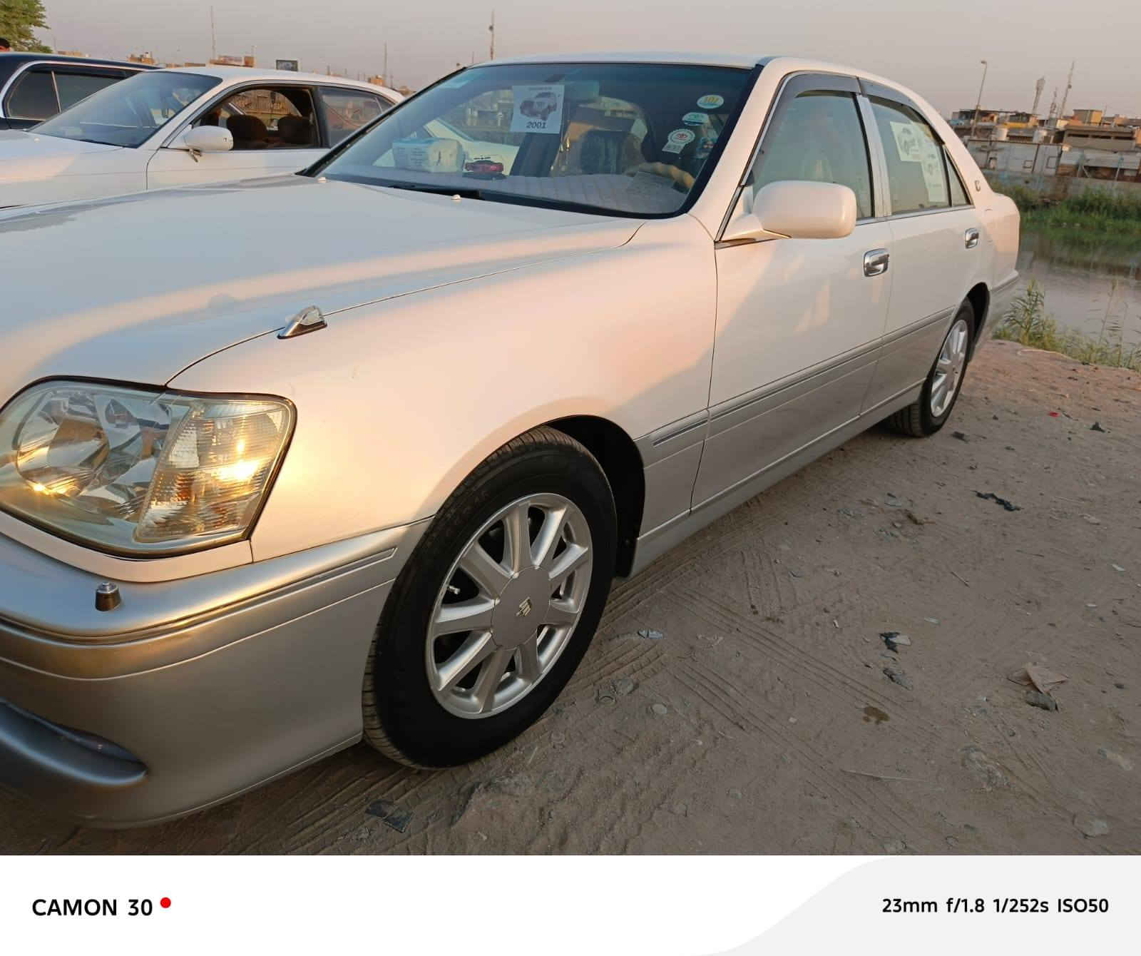 سلام عليكم 
ملكه للبيع  كفاله عامه من كلشي 
محرك  وكير كفاله  تخم تاير  تبريد تدفئه شغال  كهربائيات من الطول للطول شغاله سياره جاهزه ع الاخر برغي ماتخسر عليها بيه كماليات  ديفور الصغير كرستال اصل برده خلفيه  ويل نجمه  سياره رقم انكليزي ذي قار باسمي تحويل ثاني يوم
شاصي 71  السعر 160 وبيها مجال قليل  رقم صاحب السياره *********** 
مكلف بالنشر  مااجاوب خاص
