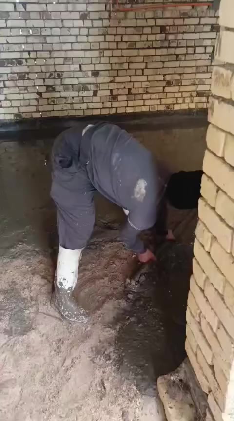 سلام عليكم ورحمة الله وبركاتة احنه جماعت الصب اليدوي اشي عدكم ارضيه تصليطه رباط تكم شقل درجه وله داخل البصراه فقط رقم ***********
