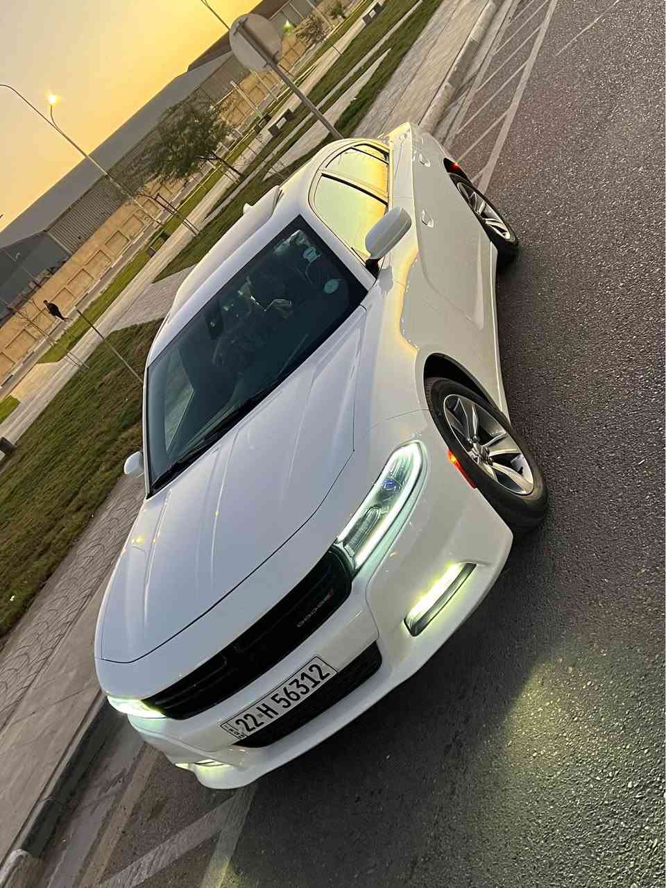 سلام عليكم 
بس ليدور جديد ومكفول 
جارجر 2018 sxt بلاص فول مواصفات معروف مواصفات لبلاص حتا نقطه عمياء كفاله عامه كلش حتا دعاميات ماشيه  57 الف اربيل بسم شركه تريد تحويل تريد وكاله حاضر سياره كفاله عاامه كلش العنوان البصره المعقل سعر 268 📞*********** البصرة, العراق
