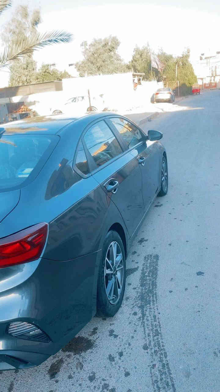 بسم الله آلرحمن الرحيم
#مكلف للنشر
سلام عليكم 
للبيع للبيع
🔴نوع السيارة فورتي 
🔴بيع أو مراوس K5
🔴موديل المركبة 2022
🔴لون رمادي 
🔴محرك 2000  الاحصنة /147 حصان  لوك 
🔴 تبريد صدر كير محرك كلها تمام 
🔴 رقم أربيل  تحويل ثاني يوم  
⚠️ ملاحظة هام :السيارة فقط الحادث مالته غير مابيها 
🔴السيارة كاملة من كلشي مابيها اي نقص 
🔴السيارة بالواقع احله من الصورة 
🔴كاملة مكمله 
🔴موصفات  السيارة هي (فئة LXS) 
🔴السعر المطلوب ( 143$ ورقة وبيها مجال) 
للتواصل استفسار أرقام صاحب المركبة 
اسيا /***********
اسيا /***********
العنوان المركبة / بغداد  /منطقة الحسينية الراشدية
