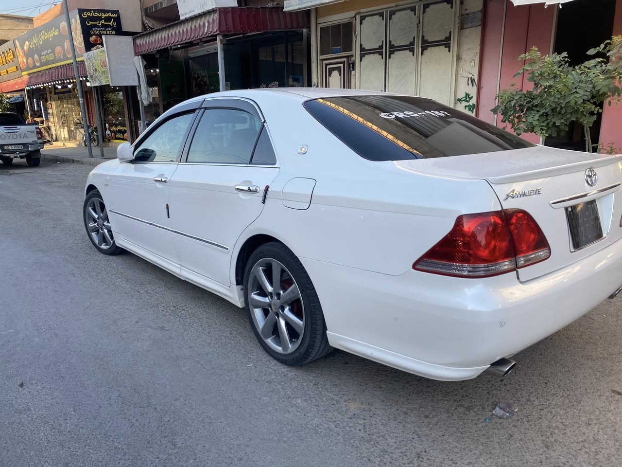 شاهينه براوه جلدوو هيته ر كامل مه سرووف ١٨٢ بێ دووكه ڵ سيعرى ٥٦ گه ڵا.***********
