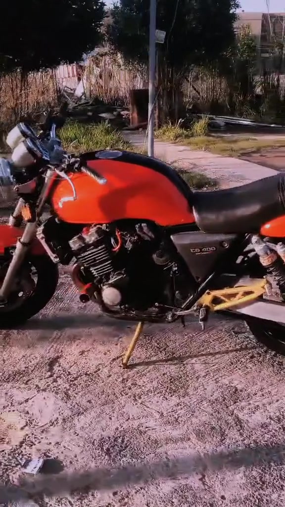 CB400 سيبي فور جيل اول دراجه حلوه ونضيفه كامله مكمله شغاله كهربائيات ونكره سلف السعر 1600 مكان بابل مسيب


**إذا كنت صاحب هذا الإعلان وتريد حذفه لأي سبب، رجاءا أرسل رسالة إلى الدعم الفني**