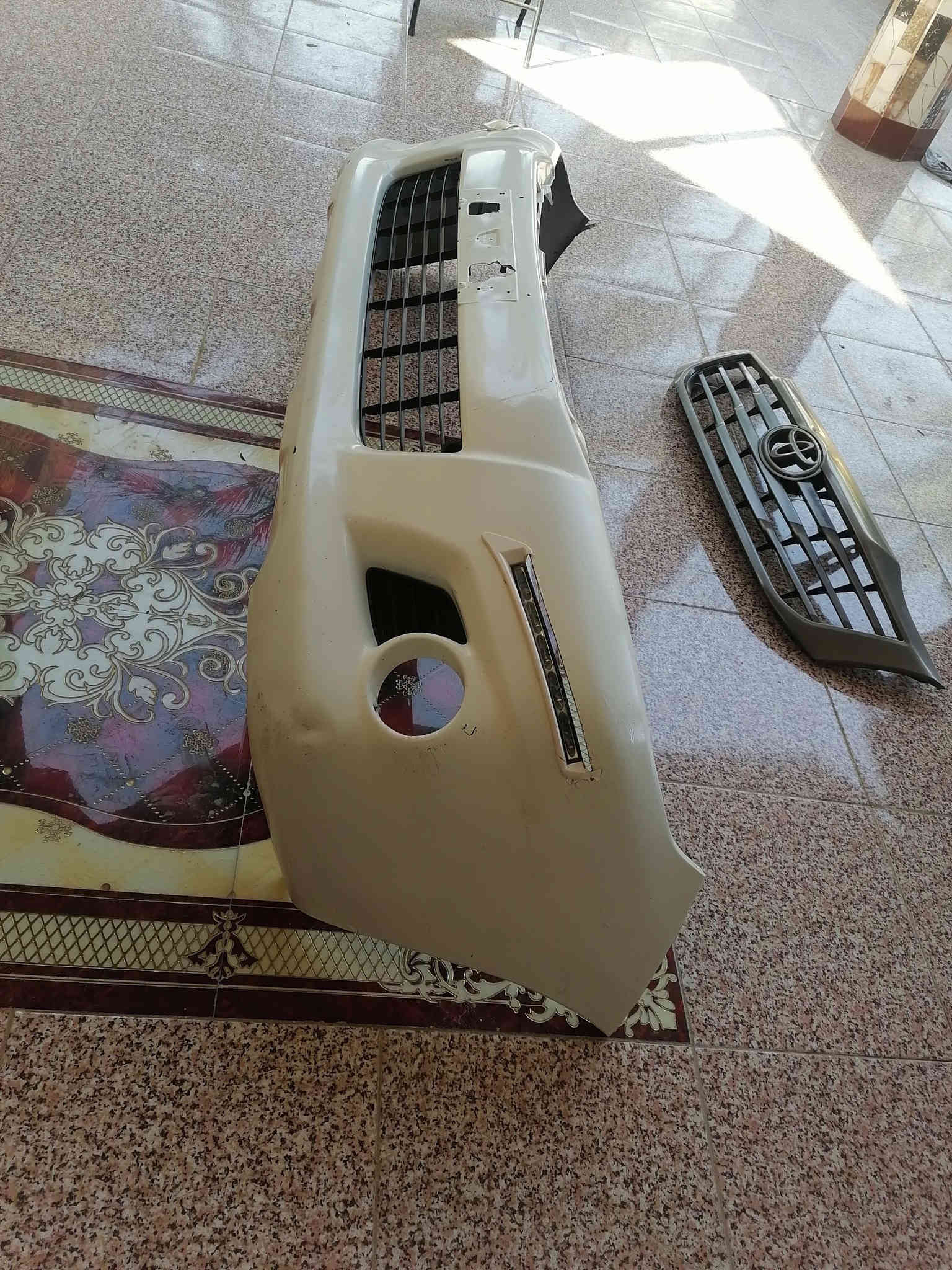 سلام عليكم دعاميه فلاونزه 14 اصليه مع شباك مذهب مع صينيه وعينه الاصليات للبيع السعر 400 العنوان بصره القرنه
***********
