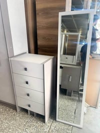 خاص • غرفة نوم