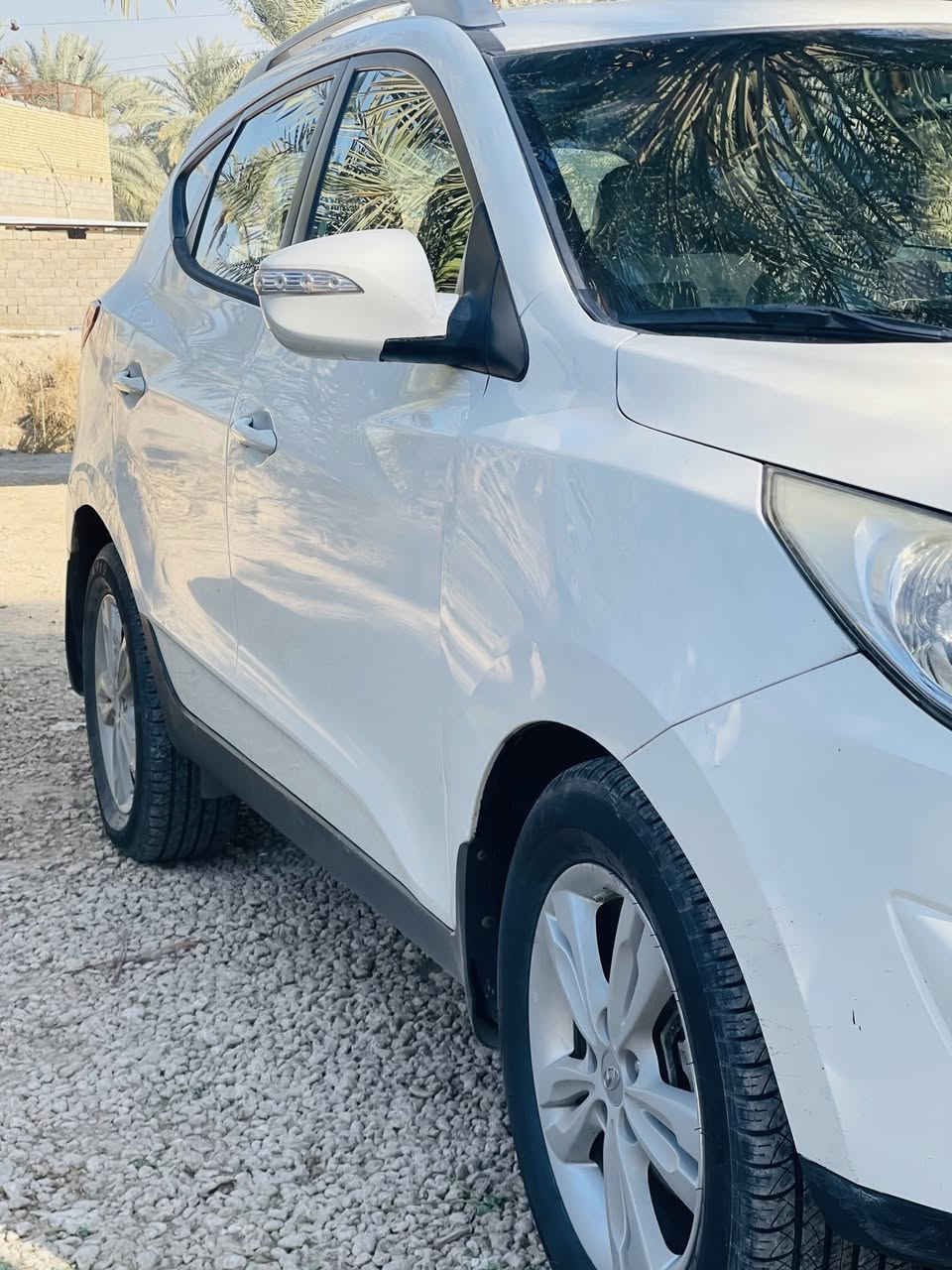 سلام عليكم سياره توسان فول موصفات سياره 2012جديد حيل وارد خليجي مكينه 2400 بيه شخط بل باب مال السايق والباقي كفاله عامه سياره شرط سونار رقم أربيل تحويل ثاني يوم تخم تاير تبريد تدفئة فول سياره السعر 145 وبيه مجال قليل مكاني بابل القاسم اتصل عل رقم ***********
