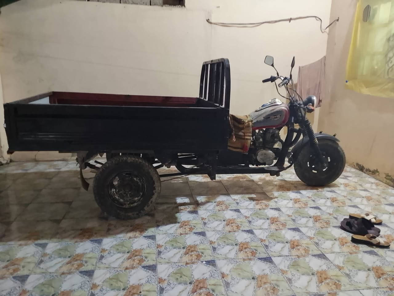 للبيع دايون بدون اوراق
نضيفه كلش ورك جديد 
تخم تايرجديد 
كهربائيات جديده 
نكره سلف 
سعر 600
عنوان بعقوبه 
***********
