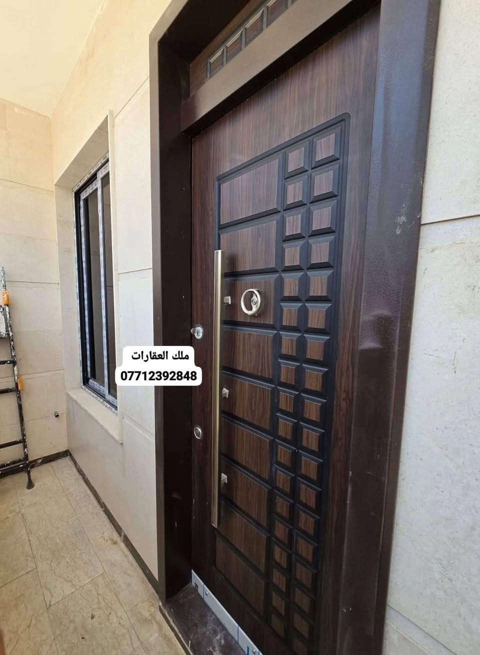 مشتمل  للبيع في البنوك شارع  باريس  المساحة ٩٠ متر الواجهة  ٥ ،٦ والنزال ١٤ شارع عريض ١٥ متر موقع مميز ٤ غرف نوم بي بناء فول حديث ٢٠٢٥ للإستفسار مراجعة شركة ملك العقارات للاستثمار والتطوير العقاري في البنوك شارع الكنيسة مقابيل ماركت الروعة  ***********
