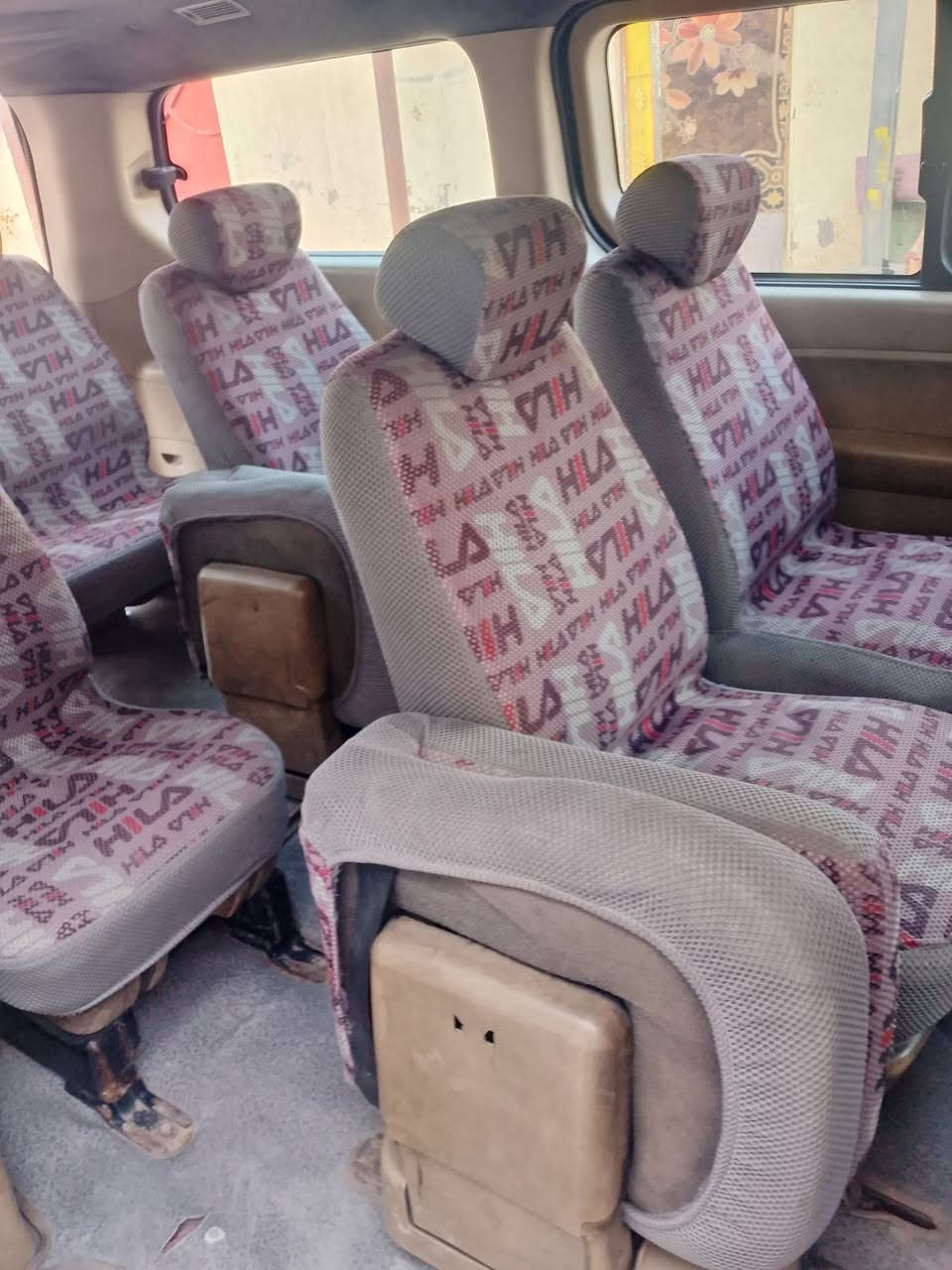 السلام عليكم استاركس موديل 2008 رقم بصره سياره مفتوح محور امسكر مكينه وكير مكفولات حداديه 70/100 السياره مبدل بيها 3قطع جنطه وباب وجامبلغ سنويه 27 راعيها موجود والسعر 125 وبيها مجال الإستفسار اكثر تواصل على الرقم ***********
