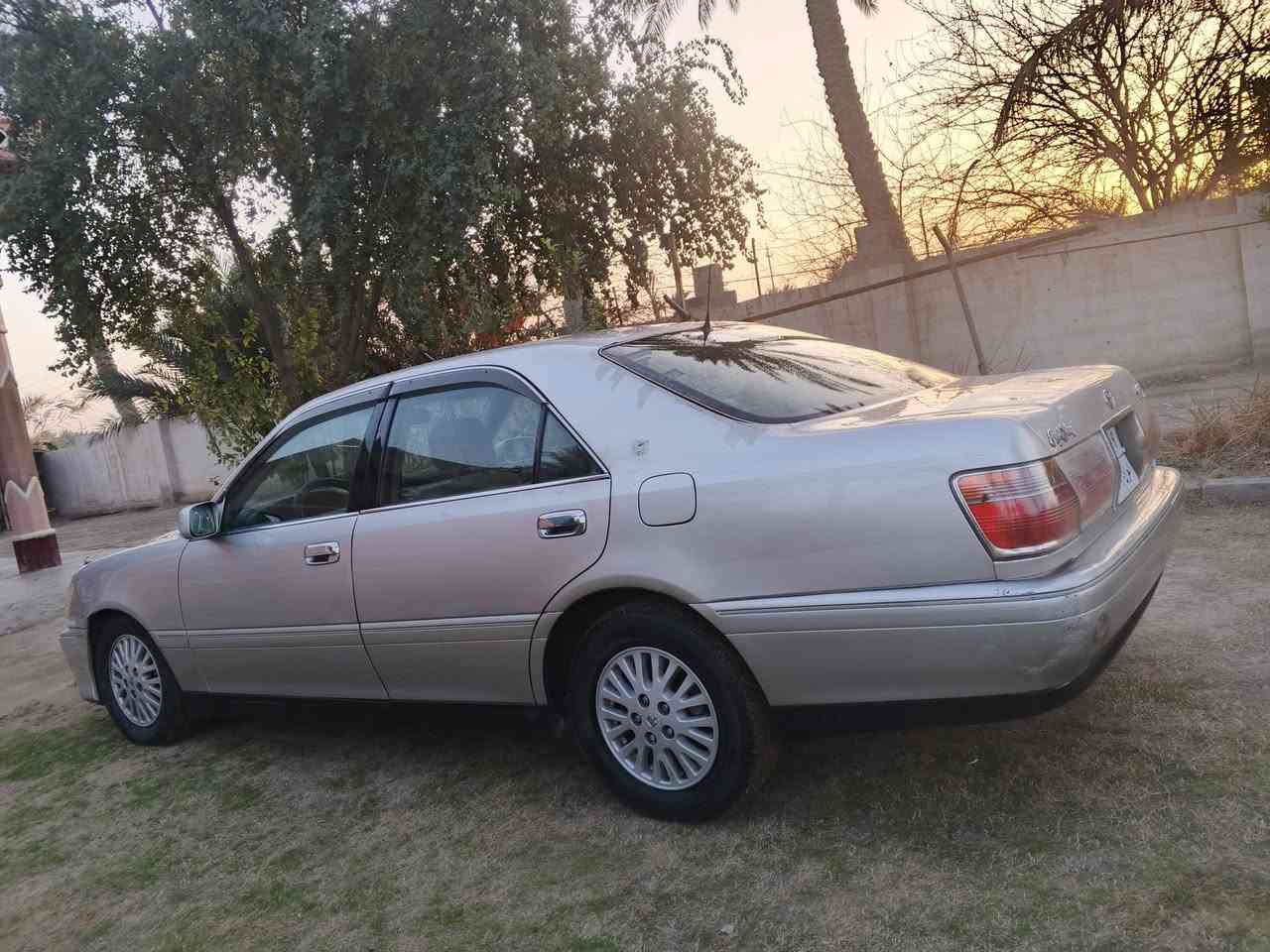 بـــــ 26 ورقه وقفل ب24 قفل مكينه 3000 قبق اسود ادوات ‏‪0788 435 7001‬‏ مكاني بغداد
