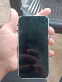 آيفون ١٢ • بطارية ٩٧٪ • شاشة اصلية