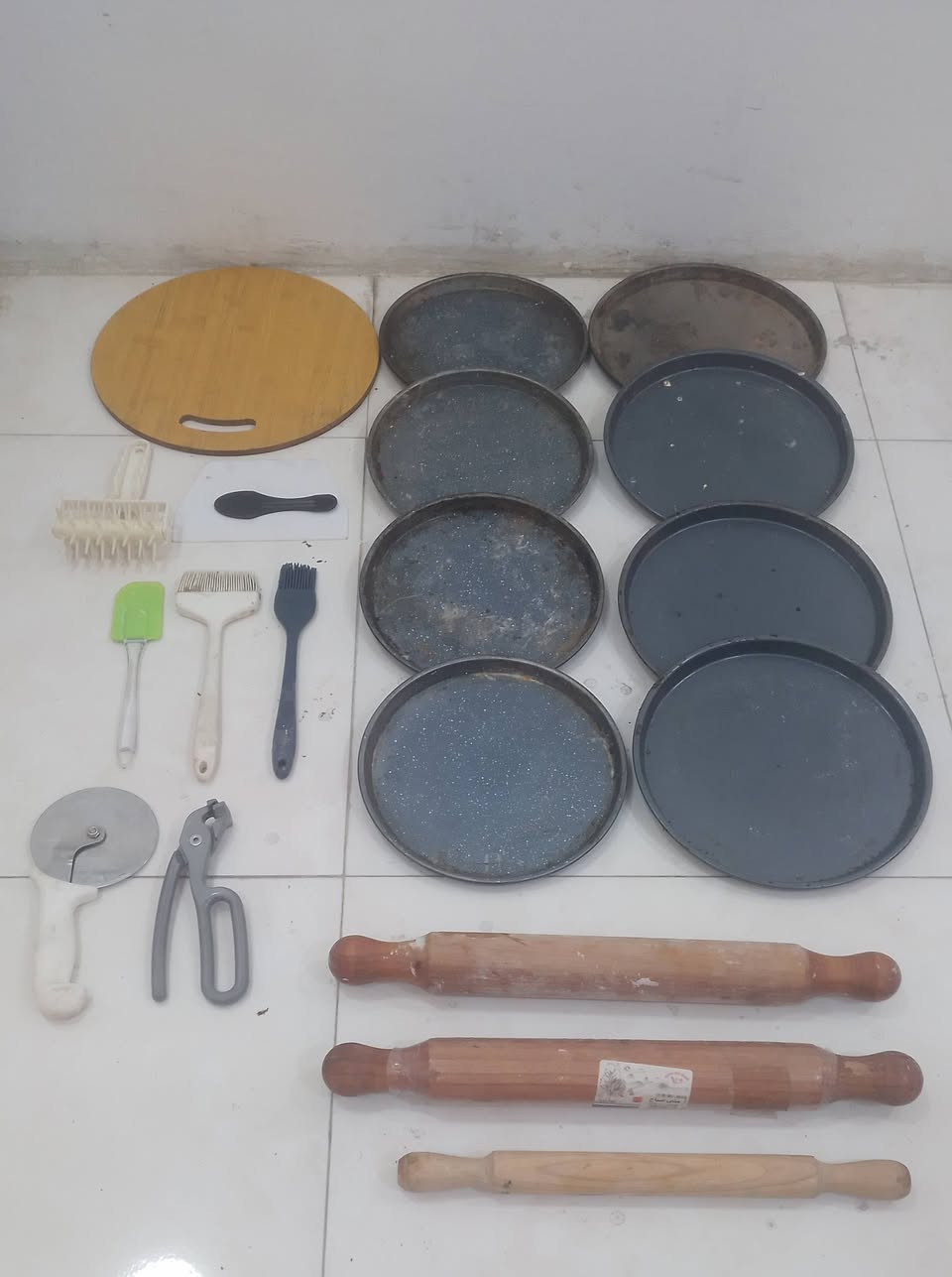 غراض بيتزا كاملة...نظيفات اخت الجدد...
سعرهن كلهن ب ٣٥  الف
بغداد الشعب ***********
الشراي يتصل واتساب او رصيد
