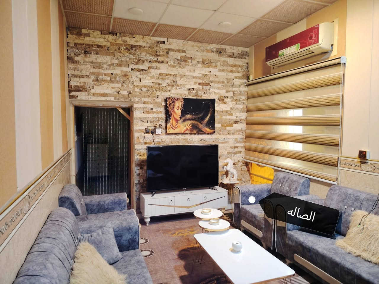 سلام عليكم بيت زراعي للبيع سنت ٢٥ عبر المشروع شارع ٣٠  المساحه ١٠٠ متر يحتوي  ع غرفه نوم صاله استقبال مطبخ صحيات داخليه وغارجيه صطح شتايكر السعر ٢١ وبي مجال حك الجيه / ***********
