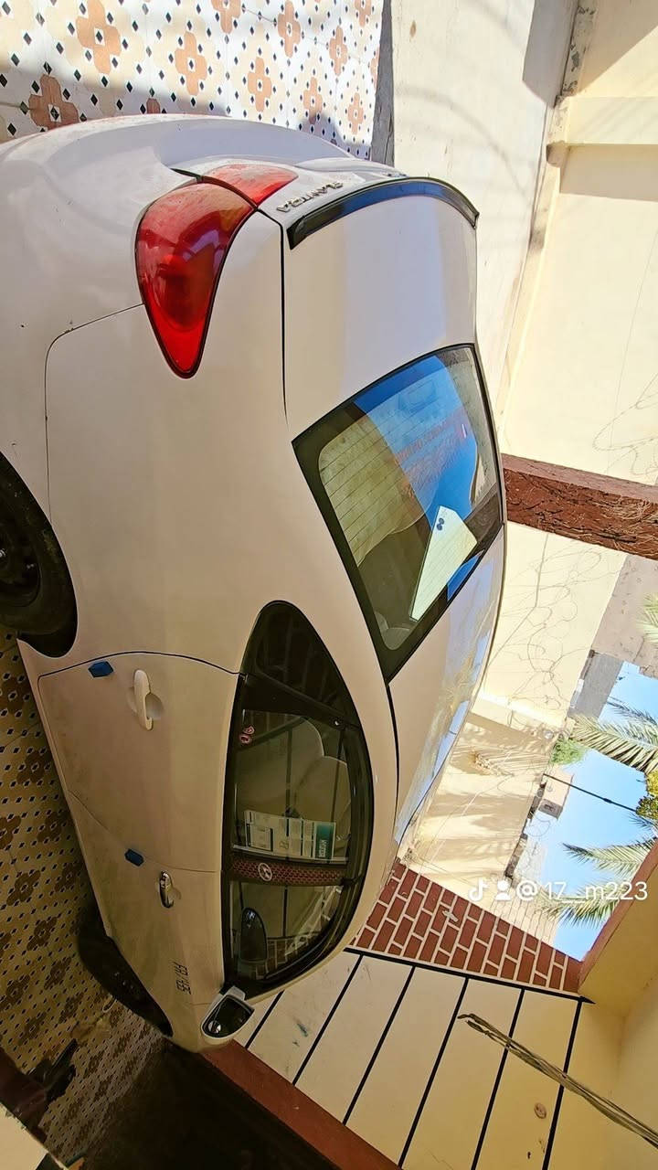 سلام عليكم النترا للبيع موديل2009 خليجي سياره صبغ حزام  محرك 16 حداديه تخم تايرات تبريد ثلج مكاني  صلاح الدين بيجي   رقم الهاتف *********** الي يحب يستفسر أكثر
