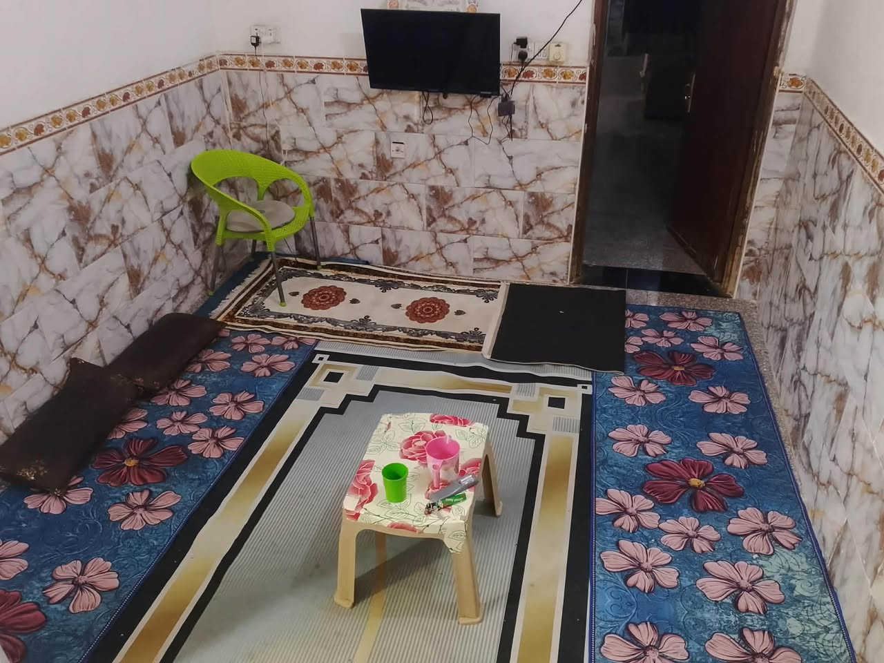 السلام عليكم 
بيت للبيع طابو صرف 
الموقع نهاوند الثانية  شارع المدارس اول فرع. 
المساحة 100 متر 
السعر 115 وبي مجال. 

للتواصل والاستفسار خاص.


**إذا كنت صاحب هذا الإعلان وتريد حذفه لأي سبب، رجاءا أرسل رسالة إلى الدعم الفني**