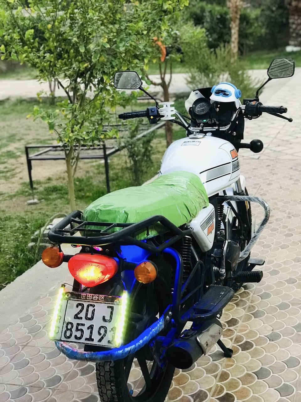 دايوان 2023 طالعه ب 2025
رقم وسنويه ديالى نكليزي تحويل ثاني يوم 
دراجه ع وضع شركه كفاله عامه ماشيه 9 الف فقط
ديالى بعقوبة ناحية العباره 
***********
