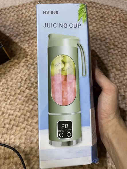 خلاط محمول بهذا الشكل اصلي
٨ ألف اول تم او واتساب ***********
