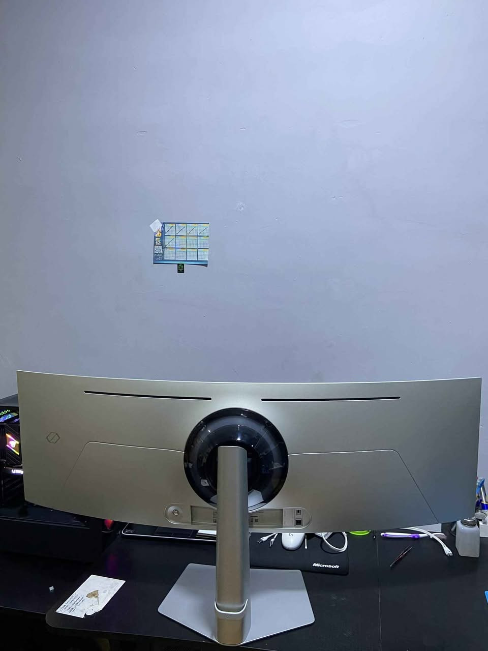 49ich
oled 
0.03ms
240hz

*********** كويسينجاك, أربيل
