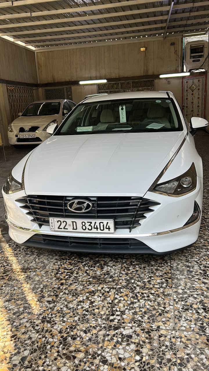 للبيع سوناتا خليجي موديل 23
ماشيه 47
رقم اربيل الدولي الجديد 
موصفات السياره 
شاشه 
كامره
داخل لونين
شفتات ستيرن
تحكم جهتين
تبريد خلفي
حساس امامي خلفي
بكلايت لد
ويا كب 
مكينه 2500-mpi
اشاير بل مري
مري شفط
تبريد بيانو وباقي الموصفات معروفه
مكان السياره بغداد الكراده 📍
للاستفسار خاص او عله الرقم
***********☎️☎️
