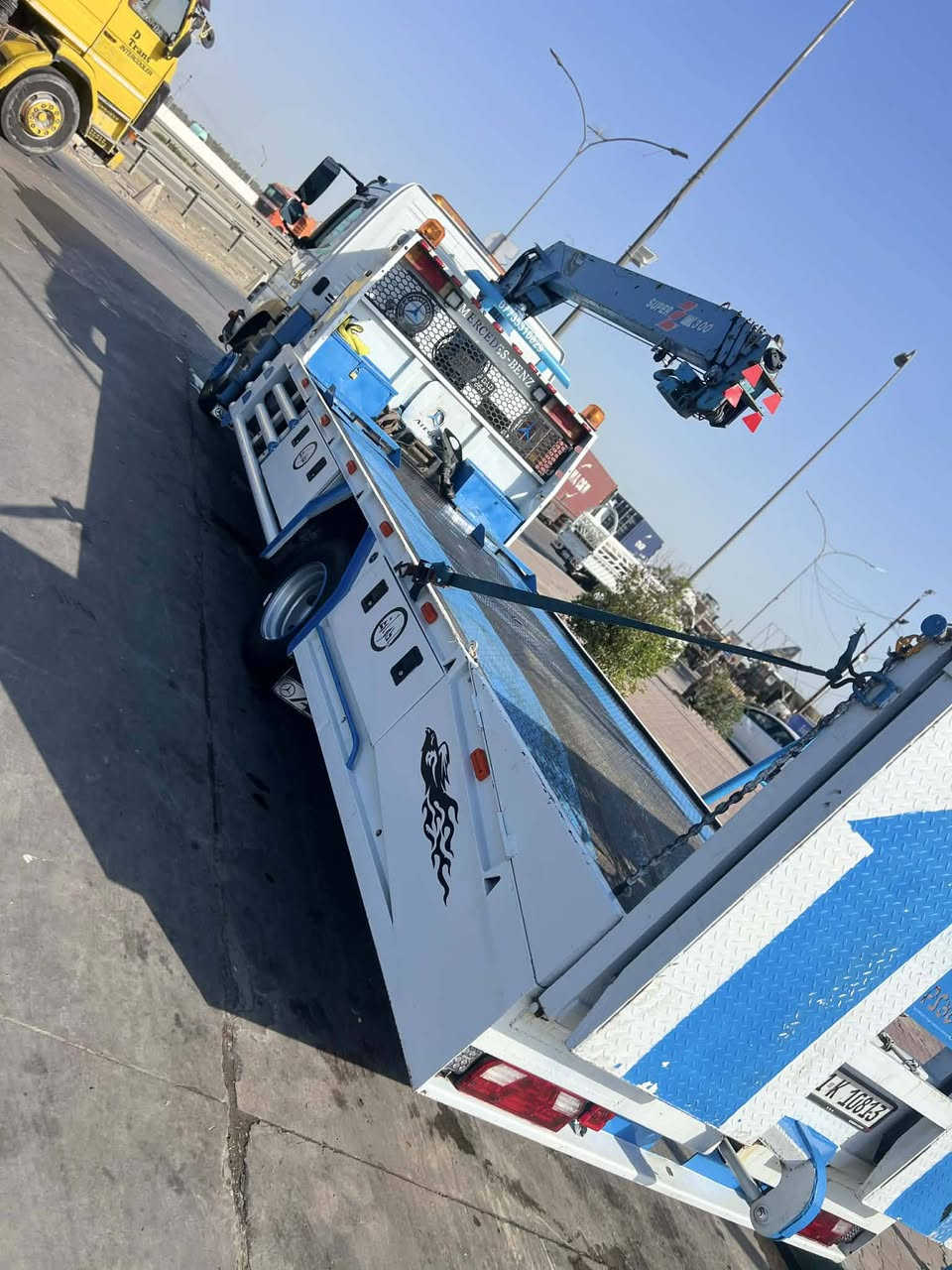 السلام عليكم ورحمه الله
اتيكو مارسيدس كرين دمعه 

كرين 3سلايت 3طن عدل

بدي رمبه باب دفتري تسكام جديد

مواصفات السياره

موديل 2012

محرك كير اكسل شاصي كفالة 

مجموعه اكتروز

امامي سبرنك الخلف جوبلس

تحكم دركه+جام كهربائي 

تدفئه تبريد بلادي 

ريتايدر +مثبت سرعه 

دكمه صعود+دكمه Mss 

السياره جاهزة من جميع النواحي 

العنوان بابل الشوملى ***********

***********

السعر 380ورقه وبيه مجال
