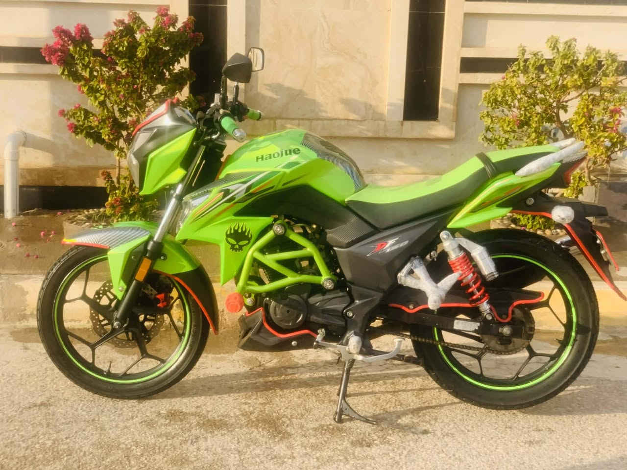 سلام عليكم
هاوجي دي اف أخضر للبيع موديل 2020 مسجل سنويه بأسمي ولوحات انكليزي نضيف حيل أحله من الصور

العنوان الرمادي الخمسه كيلو
الموشراي ليطب خاص


**إذا كنت صاحب هذا الإعلان وتريد حذفه لأي سبب، رجاءا أرسل رسالة إلى الدعم الفني**