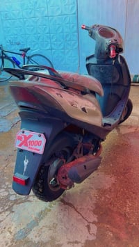 ماكس البيع دراجه حلو شغاله مابيه نقص 250الف مكاني بغداد الطوبجي  07714...