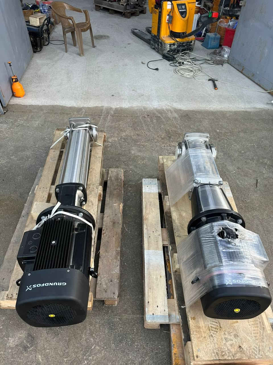 مساء الخیر 
الیکم عرض خاص بێشانگەها میڤان دهوك
لدينا ماطور من  نوع Grundfos  العالمية IE3
(kW)       18.50.    
(min)        2950
الضغط (H/Hmax): الضغط التشغيلي 76.0 متر، وأقصى ضغط تصل إليه المضخة هو 97.8 متر.
معدل التدفق (Q): 30.0 متر مكعب في الساعةh(m^3
أقصى ضغط عمل (pmax): 16 بار.
للتفاصيل زورونا في موقعينا #دهوك و #اربيل
#دهوك / شارع الجوازات - مقابل مسبح كردون
#اربيل / طريق مخمور - الصناعة الجنوبية- فرع التركترات
للتواصل عبر واتساب - فايبر
***********
***********
