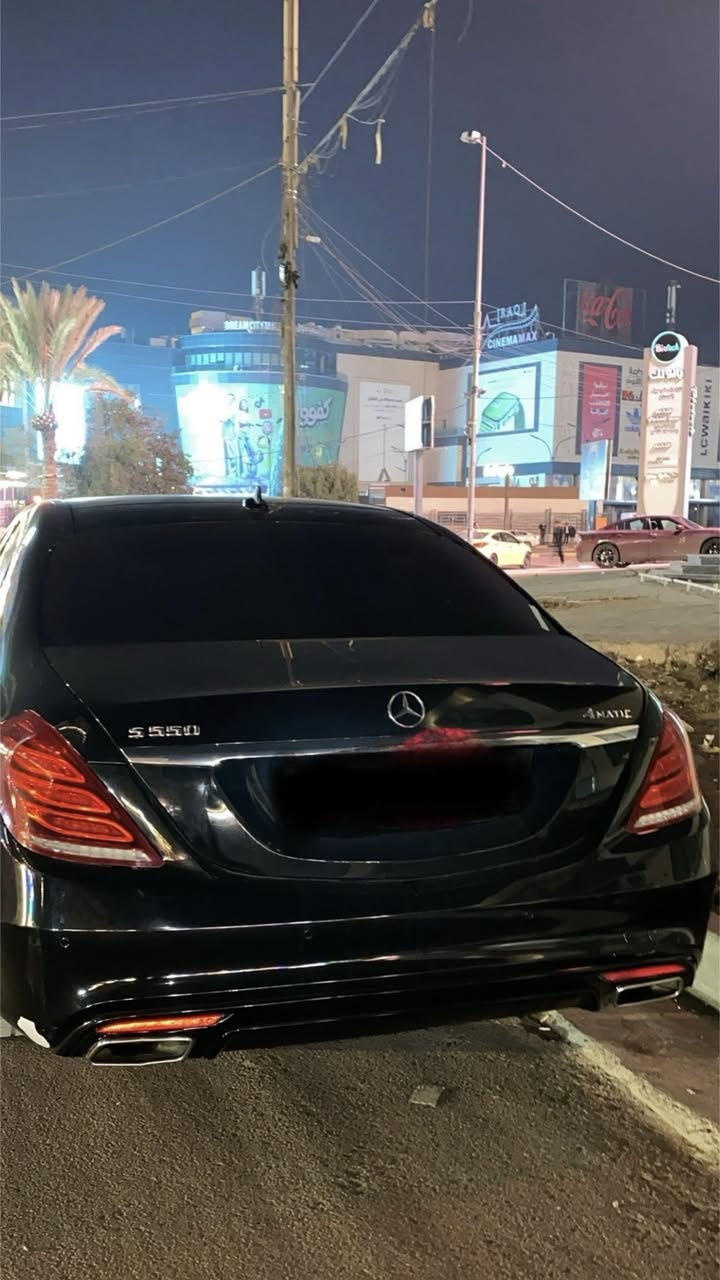 السلام عليكم مارسدس S550موديل 15رقم دبي بانوراما بيبان شفط 4فصوص وارد امريكي جاملغ بنديدراجع نفسه ابيع حديده للاستفسار ***********
