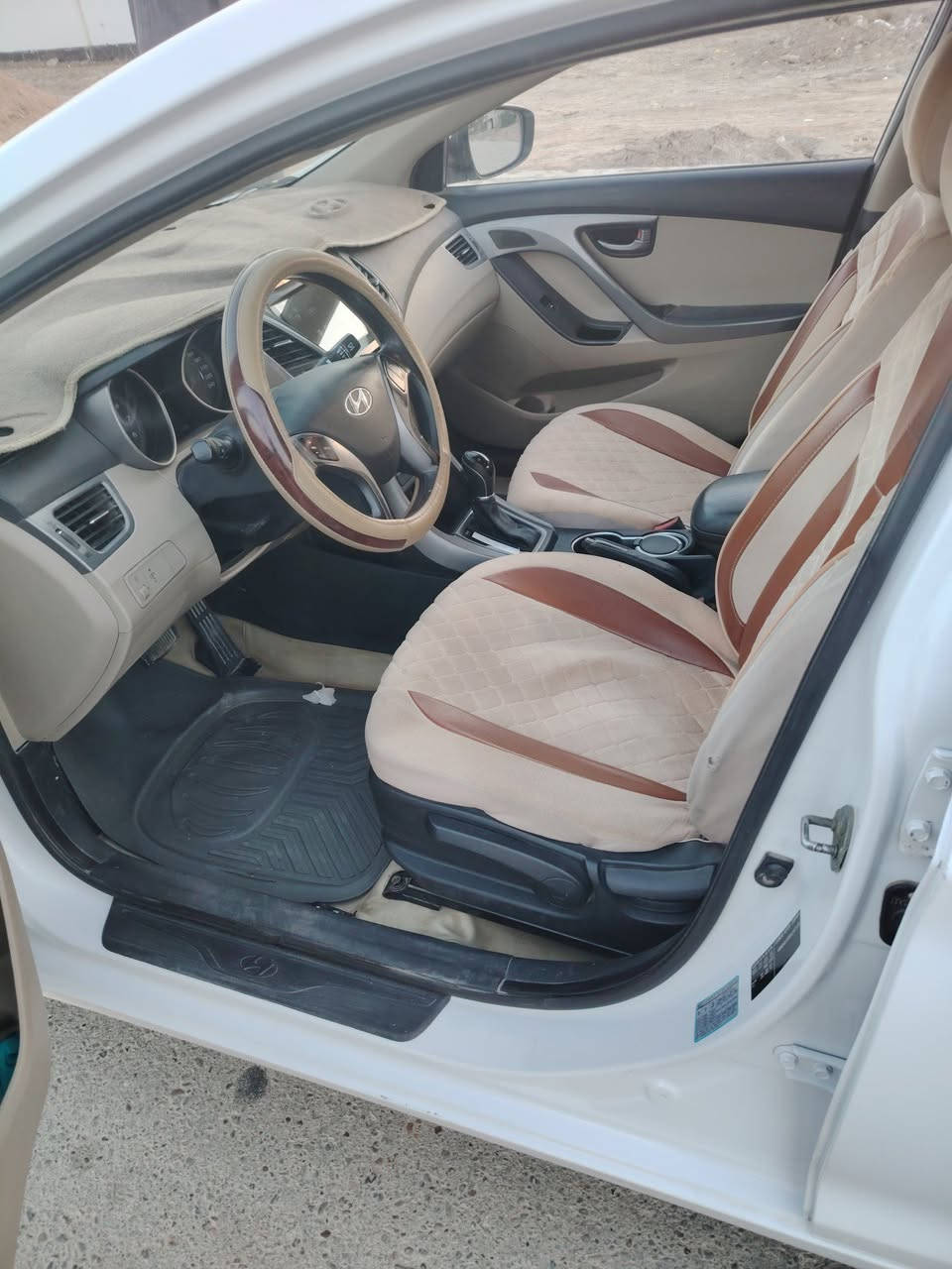 النترا 2014 محرك 1800 دوش خليجي ماشية 69 الف فقط! شاشة وكامره تبريد ثلج مصلح منظومة كامله  وحدادية عامة جديده وكاله كله اصلي  وسياره جديده كله وضع الشركه استخدام شخصي فقط السياره مكفوله مابيه اي شي لا تبديل ولا تصليح ولا بارد ولا اي شي رقم مثنى باسمي والسنوية مجدده قبل شهرين السعر 135 مكاني السماوه.


**إذا كنت صاحب هذا الإعلان وتريد حذفه لأي سبب، رجاءا أرسل رسالة إلى الدعم الفني**