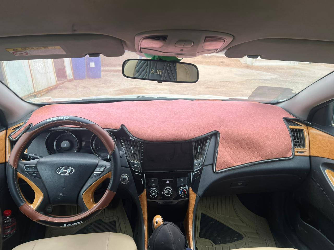 سلام عليكم
سوناتا 2014 وارد كوري رقم بغداد 
مواصفات بصمه مرايات شفط مكينه 2000 تبريد قطعتين حداديه جديده تخم تاير لايت زنون تحكم ستيرن جهتين شاشه كبيره كأمره خلفيه كأمره إماميه حساسات خلفي . 
السعر 115 وبيها مجال العنوان ميسان مكلف بل نشر اتصل عله راعيه هاذ رقمه ‏‪***********‬‏  او اذا عندك مراوس ب الانتره
