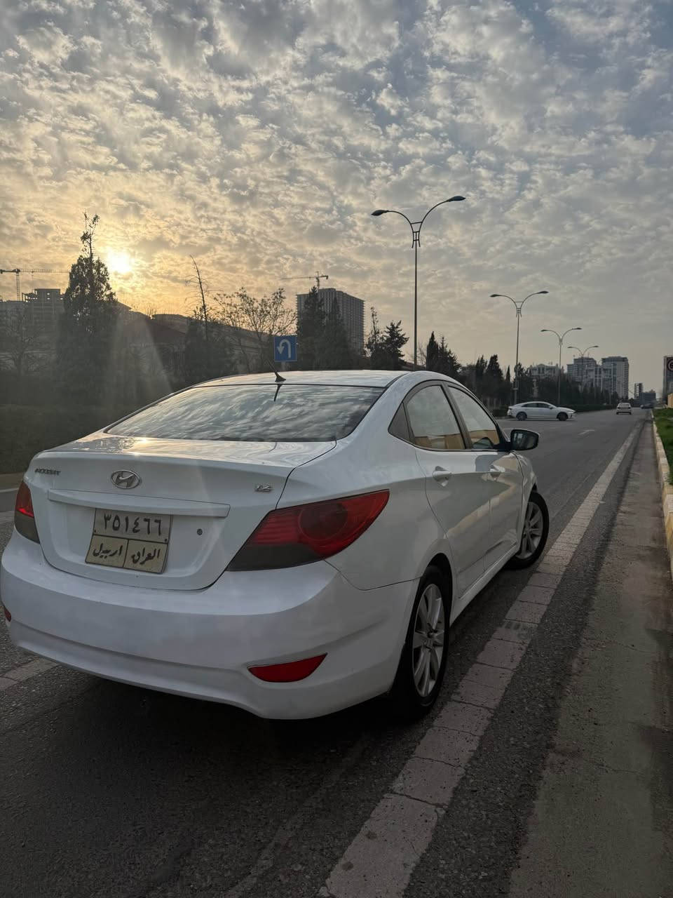 Hyundai accent 2014
سەیارەکە هەتا بلێی باشە مەکینەم گوریە وەکو سبەخ هیچی نییە بەس چامپەکی خەفیفی پشتەوەی هەیە جێ جێش تەحدیلی هەیە سەیارەکە زور باش مایتەوە فولە لە مواسەفات أربيل, العراق


**إذا كنت صاحب هذا الإعلان وتريد حذفه لأي سبب، رجاءا أرسل رسالة إلى الدعم الفني**