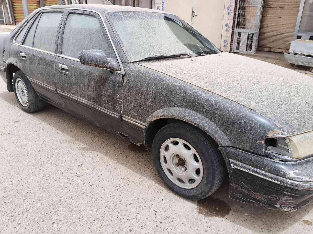 برنس ألون أسود كحلي موديل 1994 مكينه كير جدد تايرات انظاف باتري جديد كهربائيات شغاله السعر ٢٣ مكان ناصريه مركز اتعهد بتحويل فقط الباقي شوف العين السنويه منتهيه صار سنه فقط ***********
