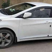 سيارة للبيع مو مراوس النترا بيضاء موديل ٢٠١٣ خليجي مكفوله عدا البنيد و...