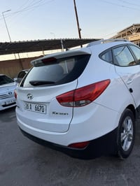 للبيع بسعر مناسب  ب133ويرهم مراوس للبيع توسان 2013 وارد خليجي     بيها...