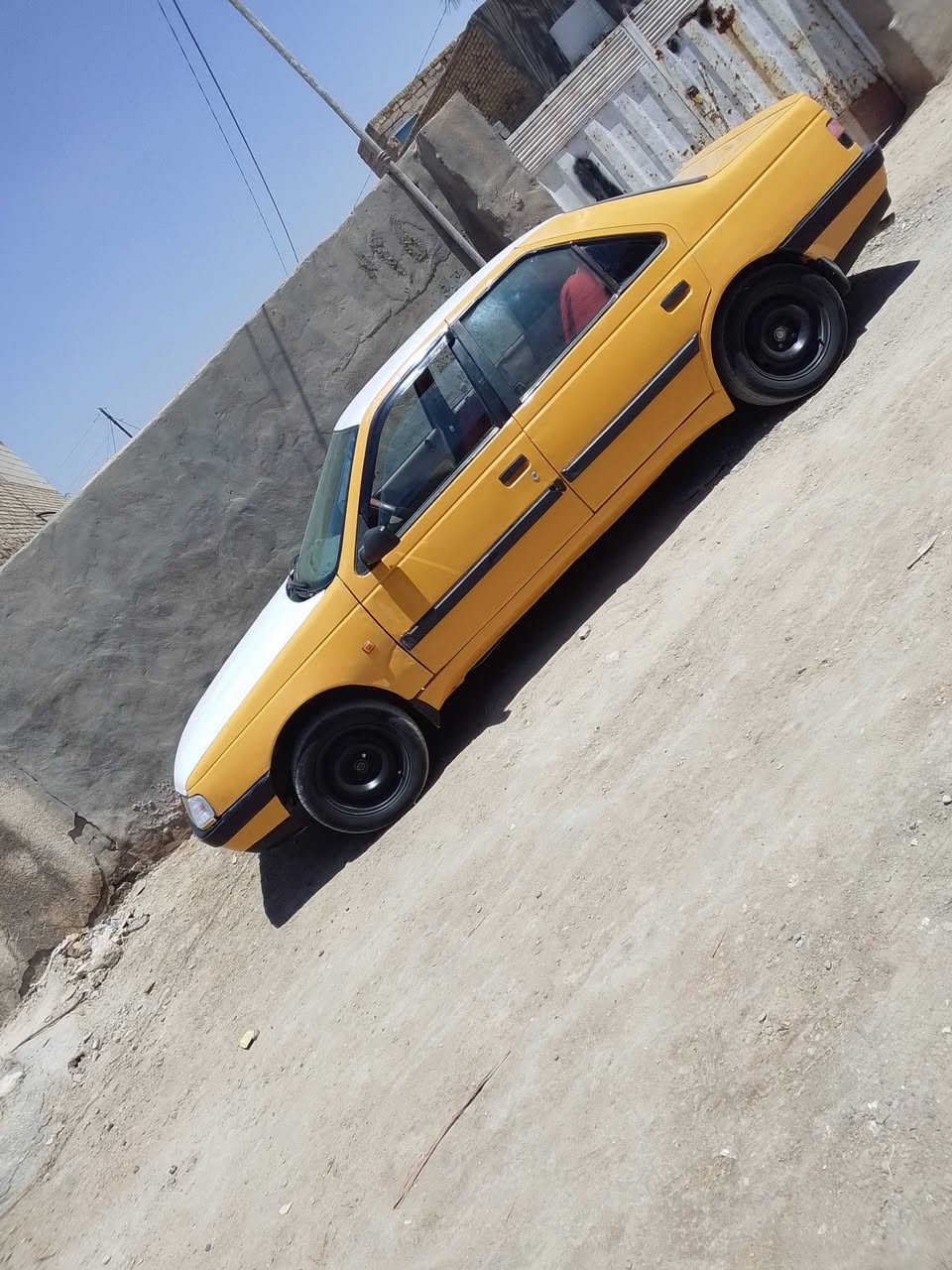 يا الله  للبيع 4005 رقم بغداد مالك بغداد تحويل مباشر شرط سياره حلوه مال  جناي  مطلوبه غرامه 6 ورقات ينزلن من اسعر هيئه مصفره مكينه وكير حداديه كفاله مكان سياره حله حي نادر
اسعر 22 بيه مجال ***********
