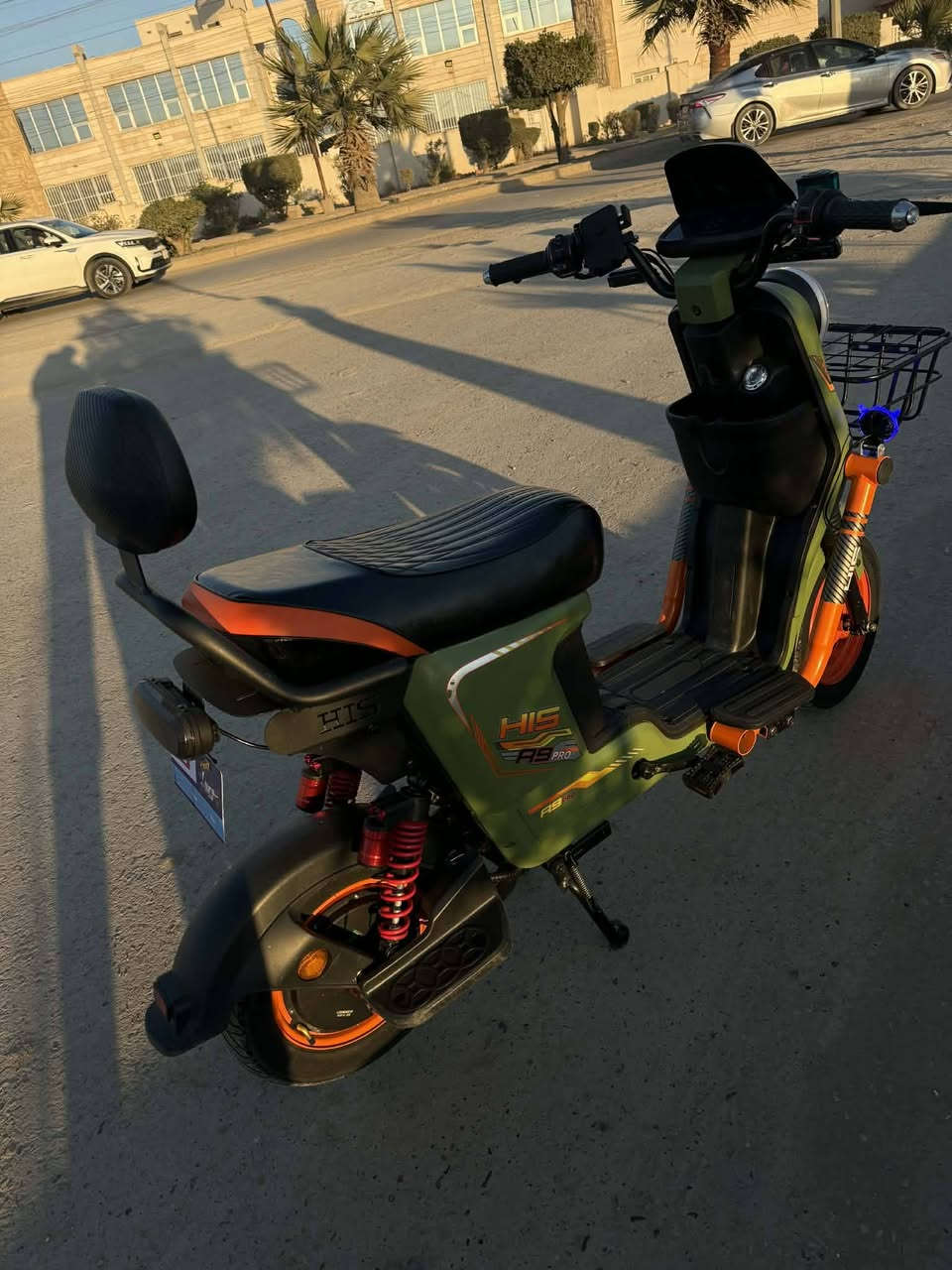 دراجه شحن.(R9برو..موديل الجديد
للبيع
موديل 2026

5.بطاريات اكبار

32.A

الدراجه قويه ومعروفه
الدراجه بعده وكاله..استخدام غليل

فول مواصفات

4.سرع

السعر 600.وبي مجال

للعلم ماخذها اب 670.
بل وصل مكتوبه
بغداد ابو غريب
***********
وتساب اي استفسار
