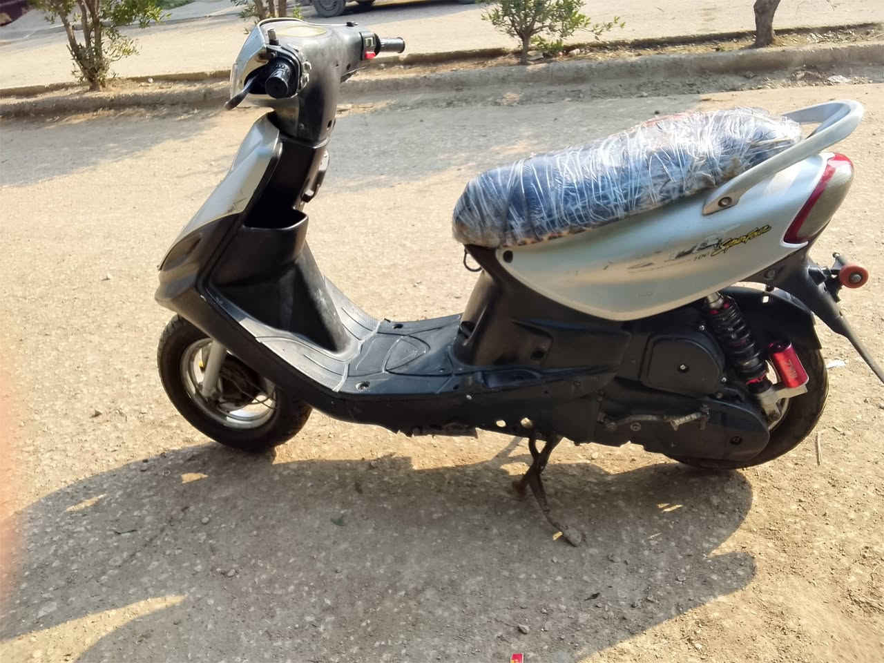 السلام عليكم دراجه ماكس قجمه دراجه خير من الله سلف هندر بكل وقت دراجه لا صوت لا تبخير تخم تاير نضيف دبلات خير من الله سعر 250 وبيها مجال للاستفسار *********** مكان بسمايه
