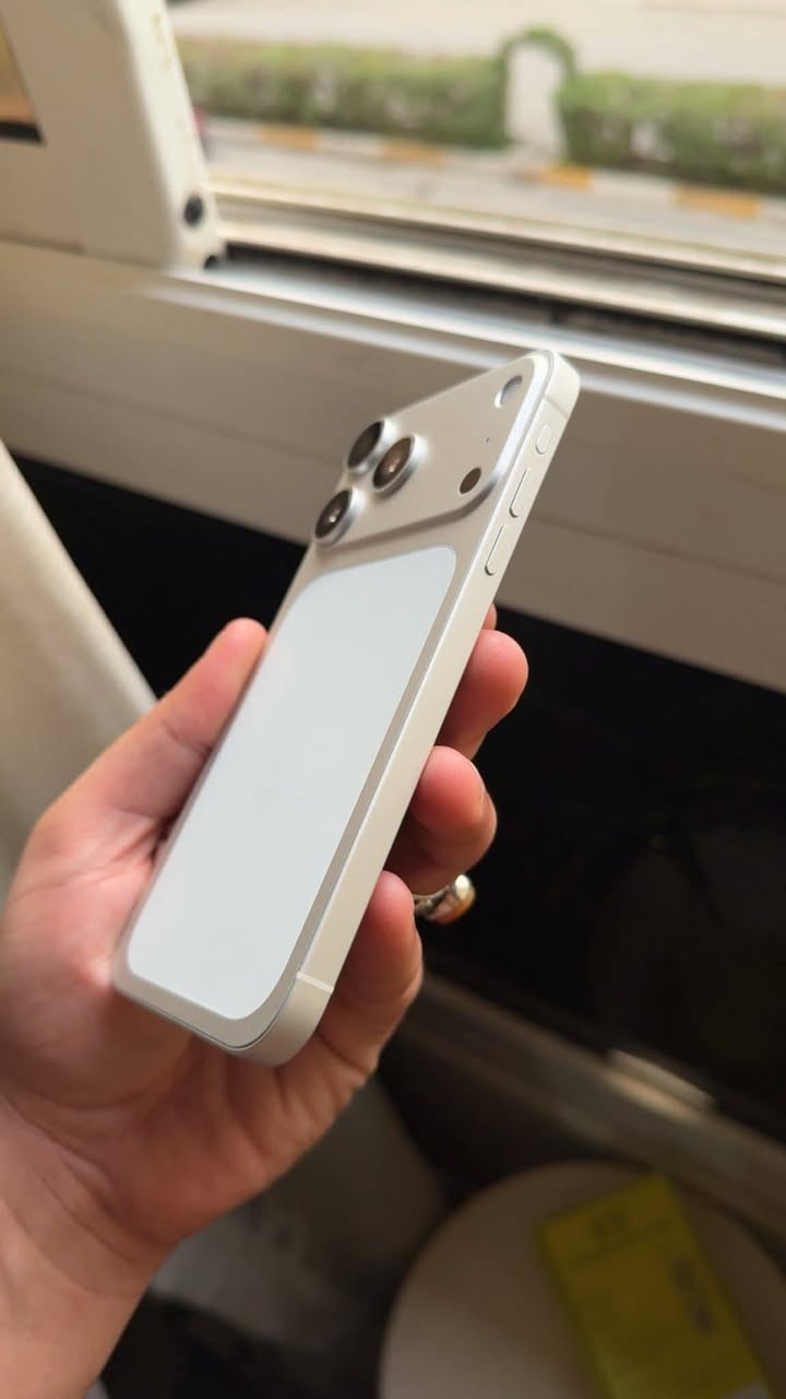 السلام عليكم Xs max نضيف لوك محور 17 برو ماكس دبل سيمكارت بطاريه 76% ذاكره 64 رايده 235 مجال بسيط فقط بيع توصيل غير متوفر مكاني بغداد***********
