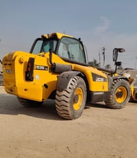 JCB.للبيع 2008 مكان بغداد للستفسار اتصل 07823329120  07519361373