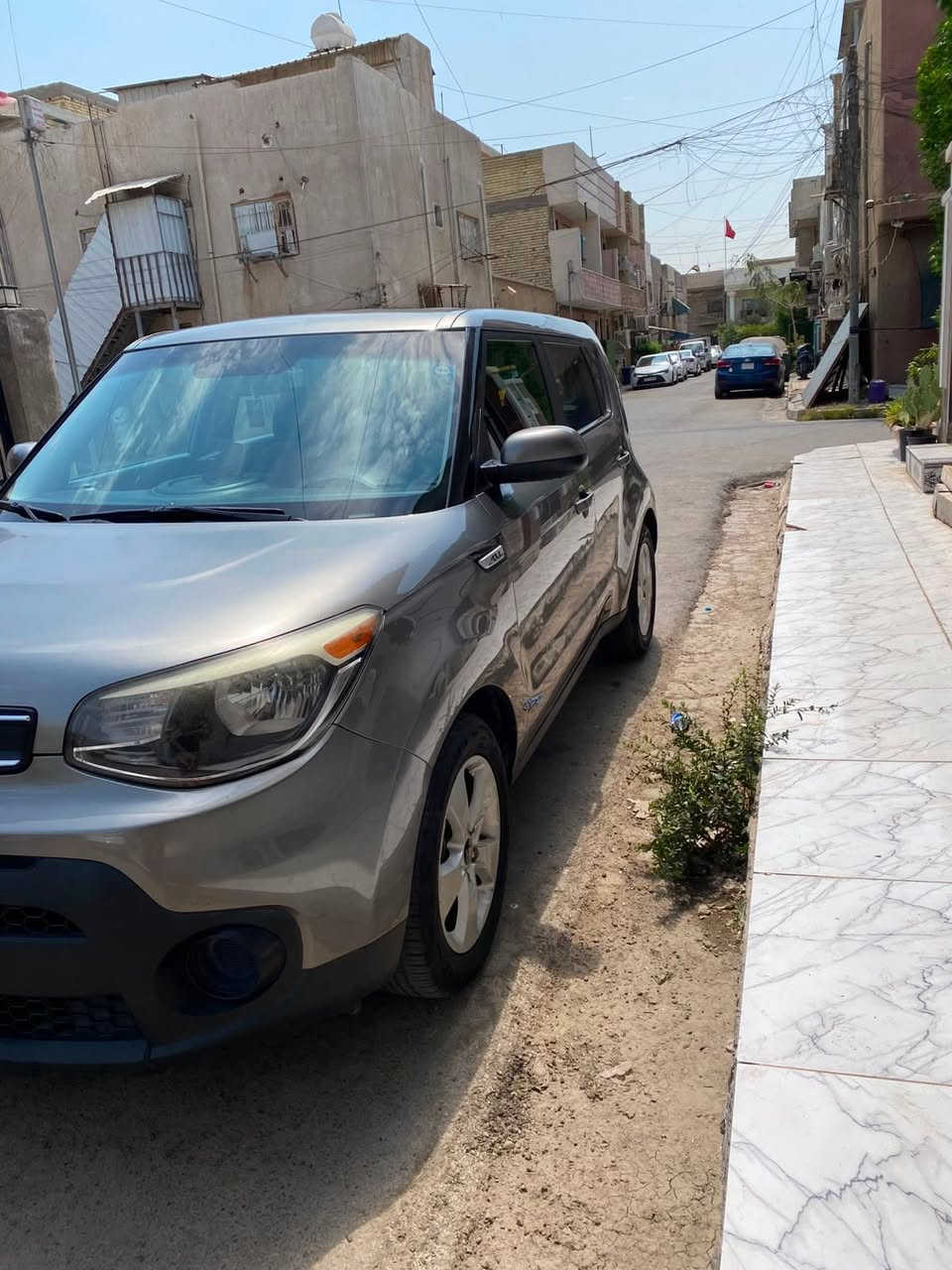 كيا صول 2019
حادثها خلفي خفيف موضح ب الصور
موصفاتها معروفه 
السياره باسمي تحويل مباشر ماسوي وكاله
مكاني الطوبجي قرب ساحه عدن
السعر 113 بيها مجال 
للاستفسار ***********
