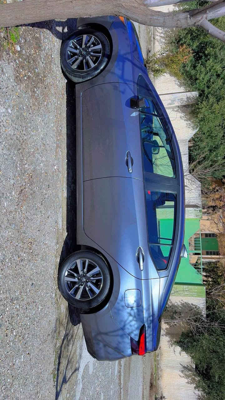 نیسان ڤێرسا ٢٠٢١ مواسفات SV فول مواسفات  رادار خەتی جادە کامل حەساس دووپارچەی بۆیاخە بۆنیت چاملاخی سەکن بەشەرتی ناو گرتنی نەبێت گێروو مەکینەش بەشەرت و نەکراوە نەبێت سەقفی نەرمە تەرزەی هەیە سەنەوی تا ٢٠٢٩ هەروەها ٨ وەرەقە خرامەی لەسەرە خاوەن کڕیار لەسەر معامەلە وەری دەگرێتەوە بۆ فرۆشتن یان گۆڕینەوە بە توێتا کرۆلا واتس ئەپ *********** دخان, السليمانية
