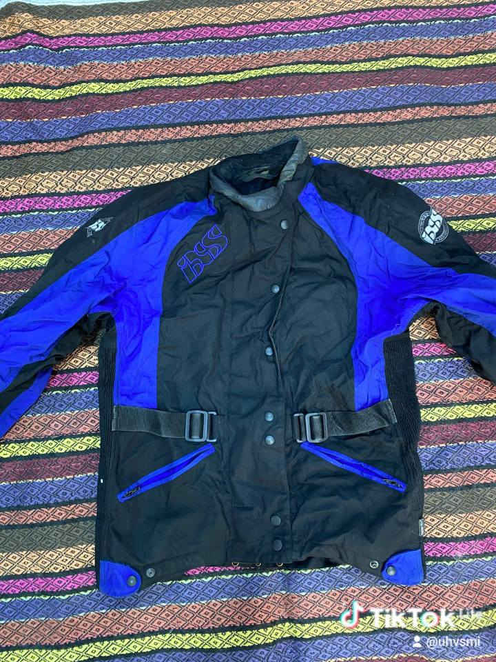 السلام عليكم طلعتلي قماصل مال دراجات ناريه فول كسارات القطعه ع 25 الف..مكاني بغداد  *********** واتساب
